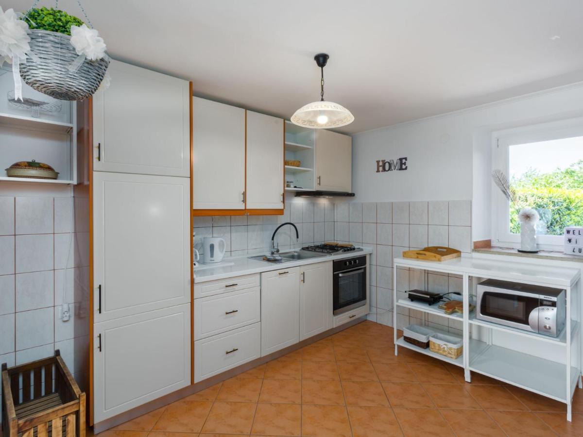 Holiday Home Villa Lucky By Interhome 브르토니글라 외부 사진