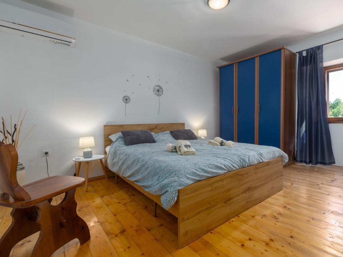 Holiday Home Villa Lucky By Interhome 브르토니글라 외부 사진