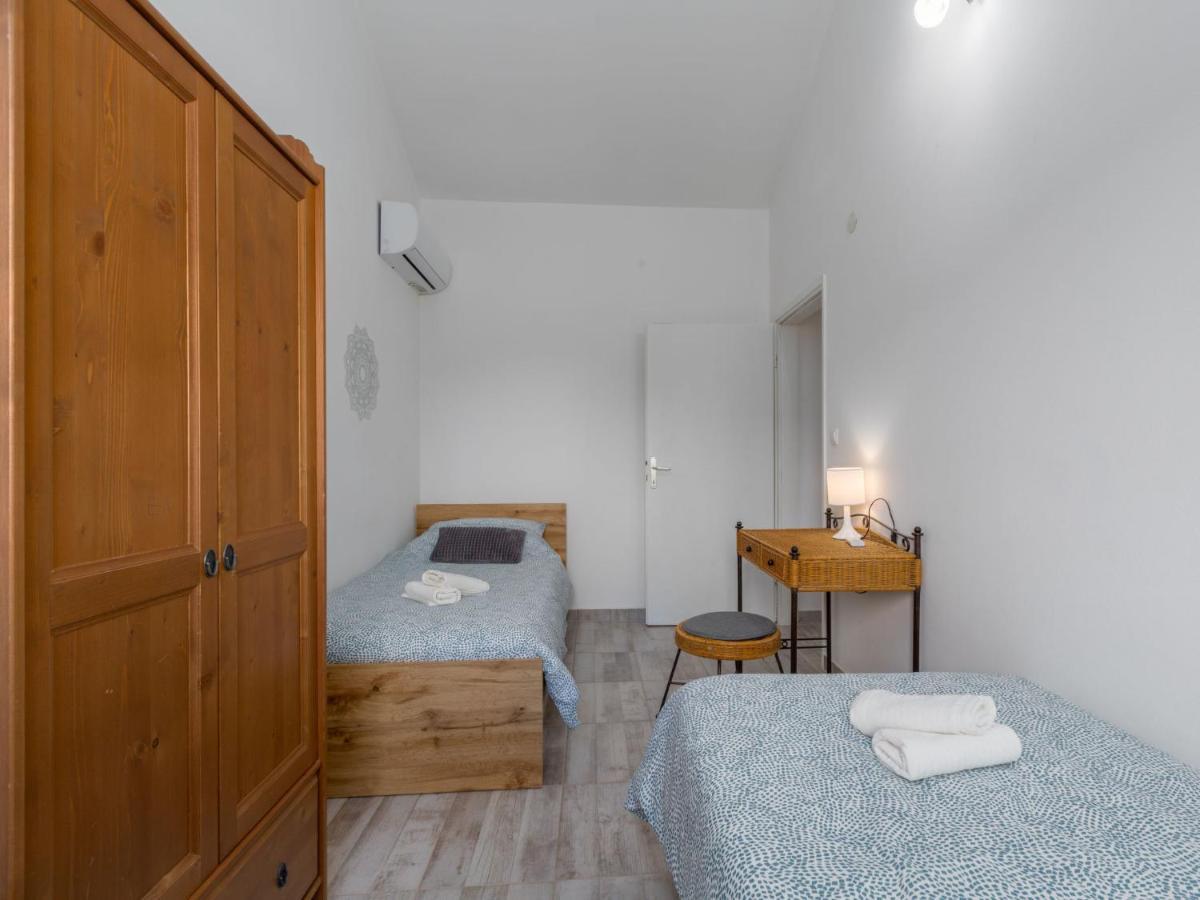 Holiday Home Villa Lucky By Interhome 브르토니글라 외부 사진