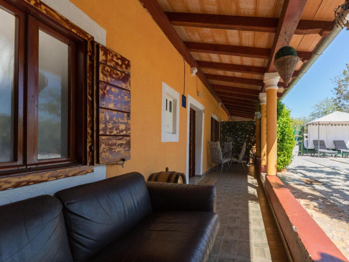 Holiday Home Villa Lucky By Interhome 브르토니글라 외부 사진